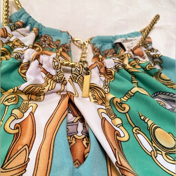 Cache Medium sized bra top built in sexy metallic woven and chain golden color - Picture 5 of 12